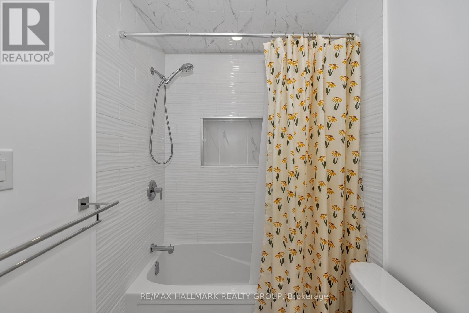 635 Rathburn Lane, Ottawa, Ontario  K1T 0V9 - Photo 29 - X12149690