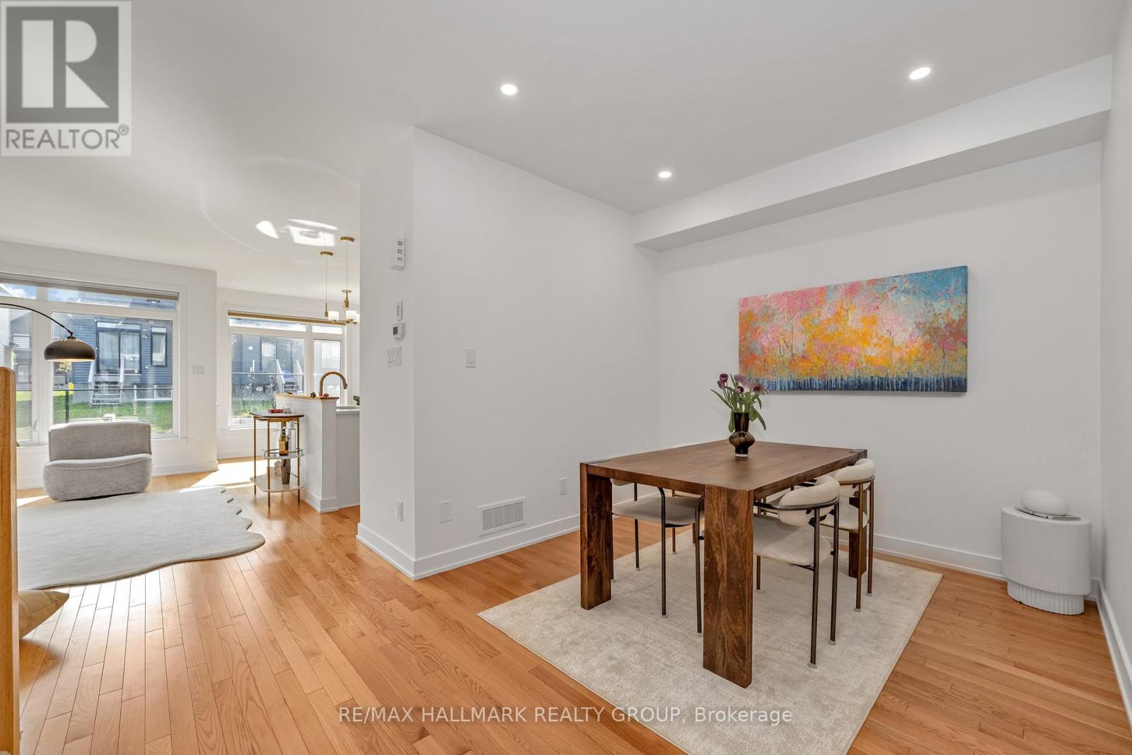 635 Rathburn Lane, Ottawa, Ontario  K1T 0V9 - Photo 7 - X12149690