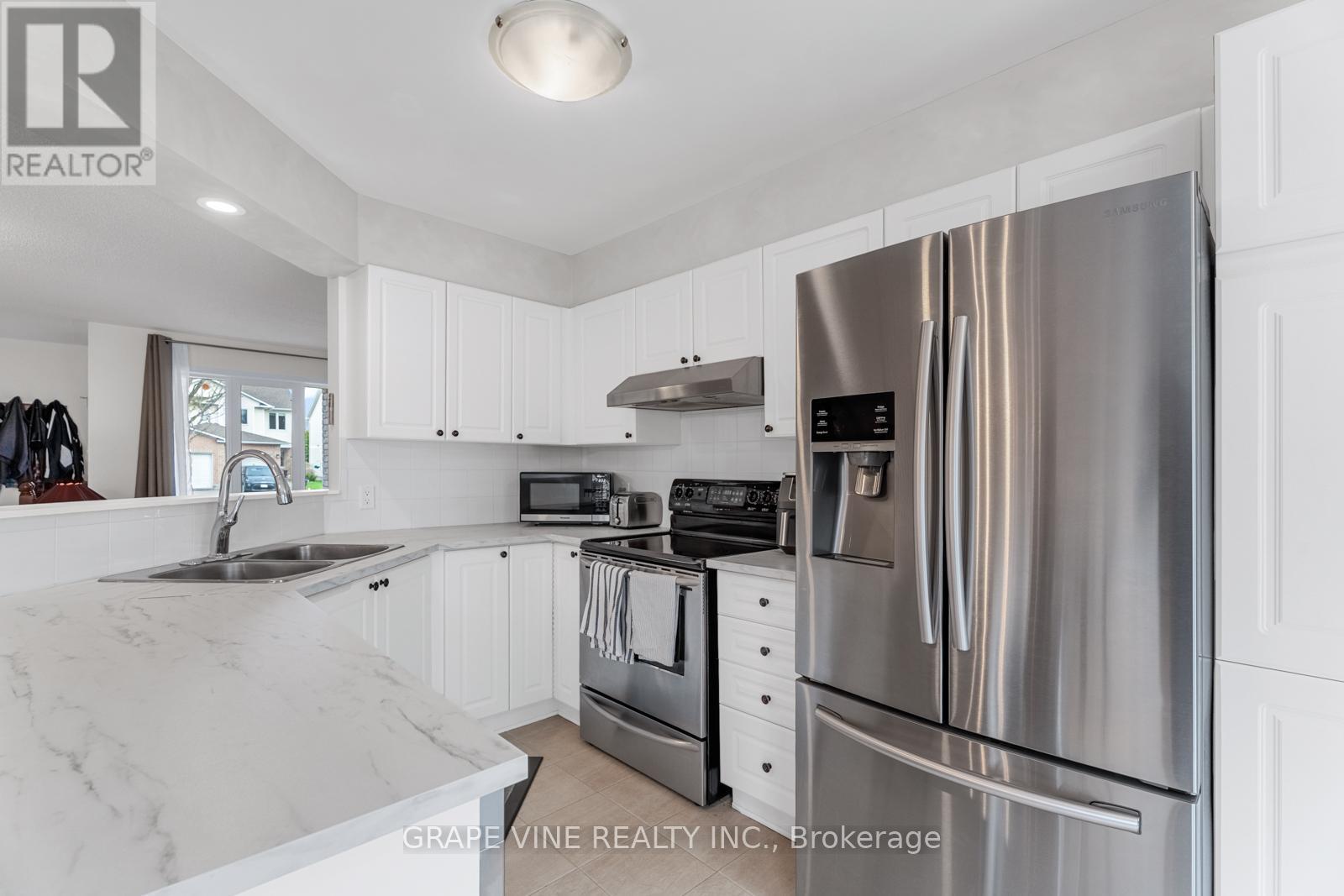 864 Nesting Way, Ottawa, Ontario  K4A 3X3 - Photo 16 - X12149691