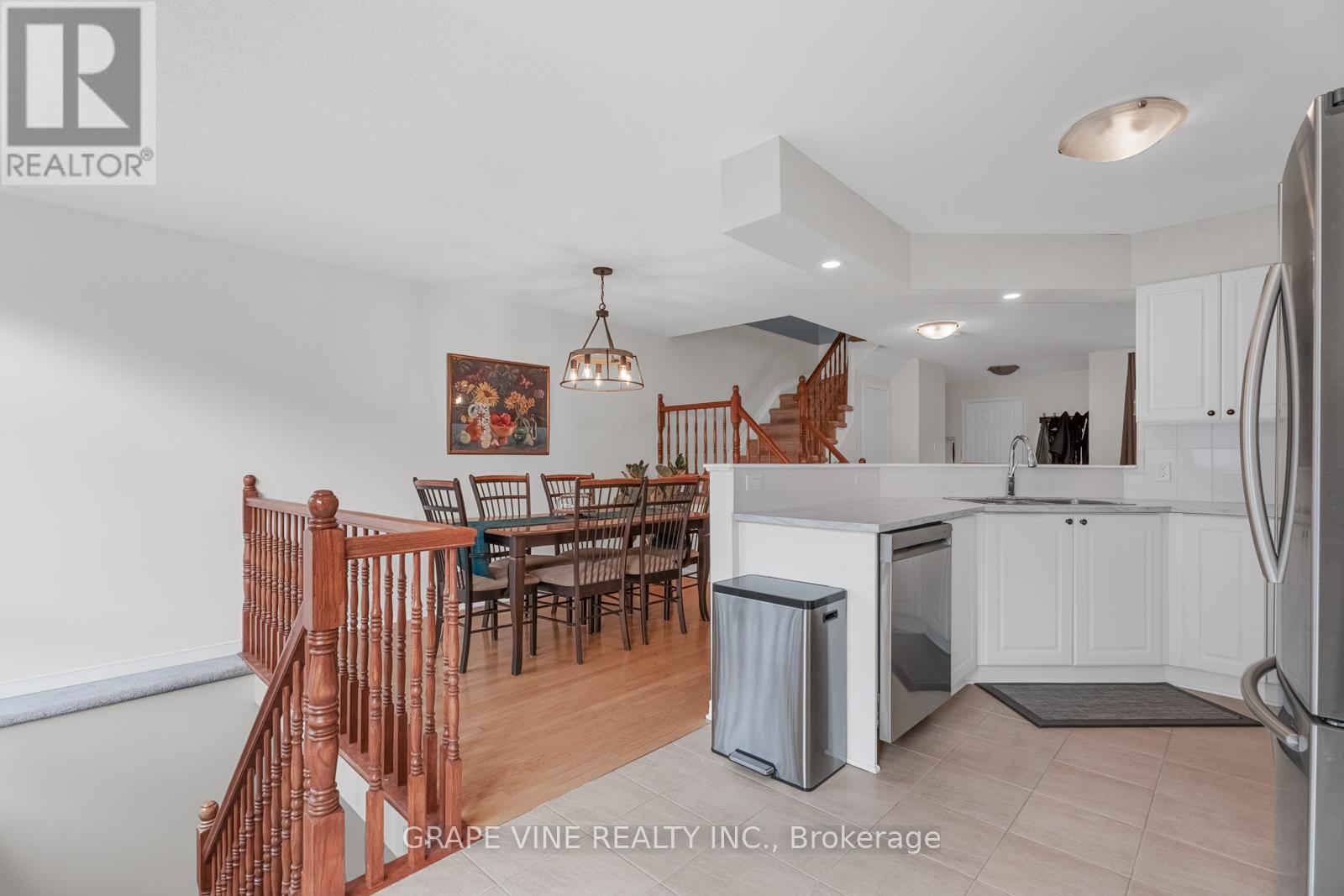 864 Nesting Way, Ottawa, Ontario  K4A 3X3 - Photo 19 - X12149691