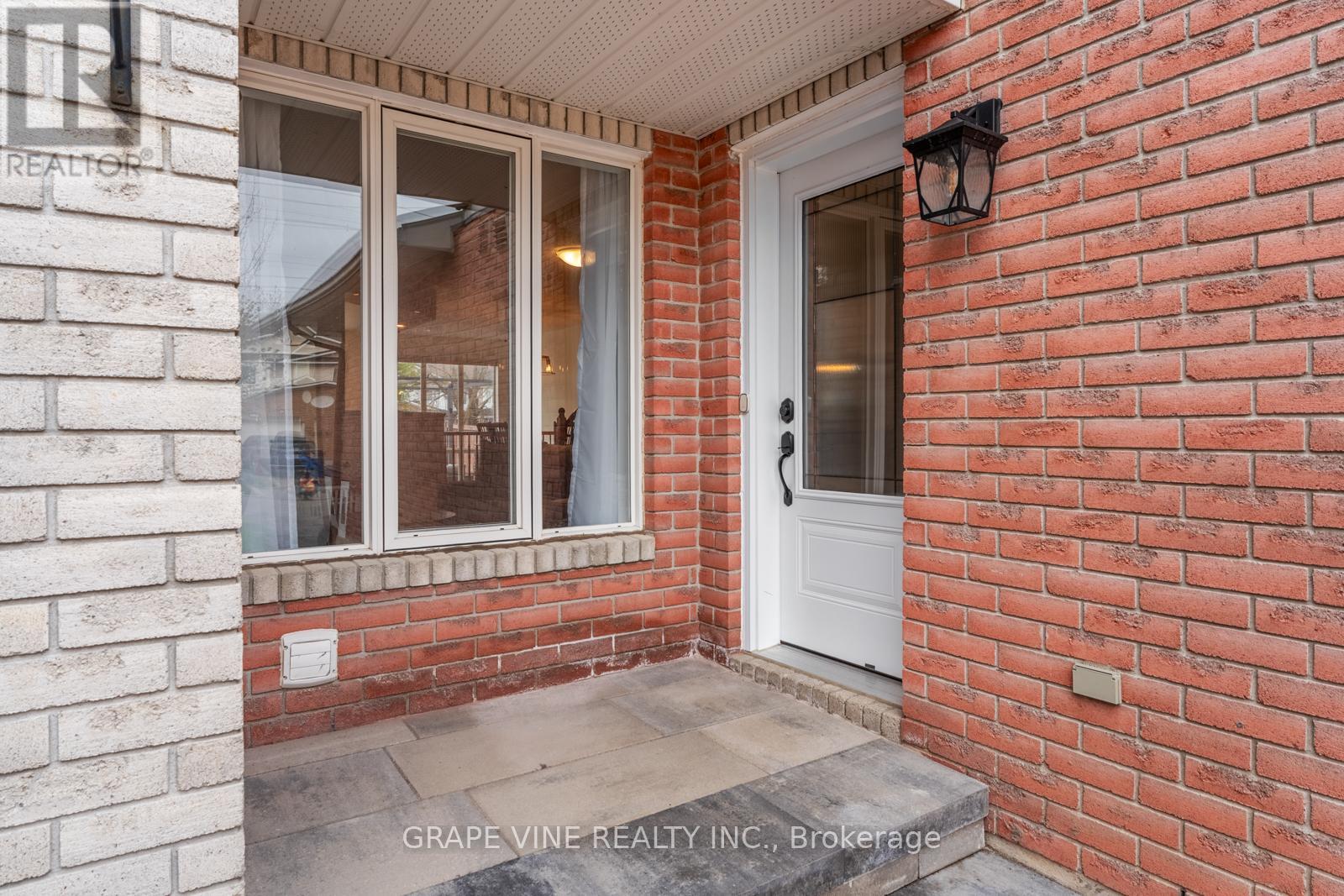 864 Nesting Way, Ottawa, Ontario  K4A 3X3 - Photo 5 - X12149691