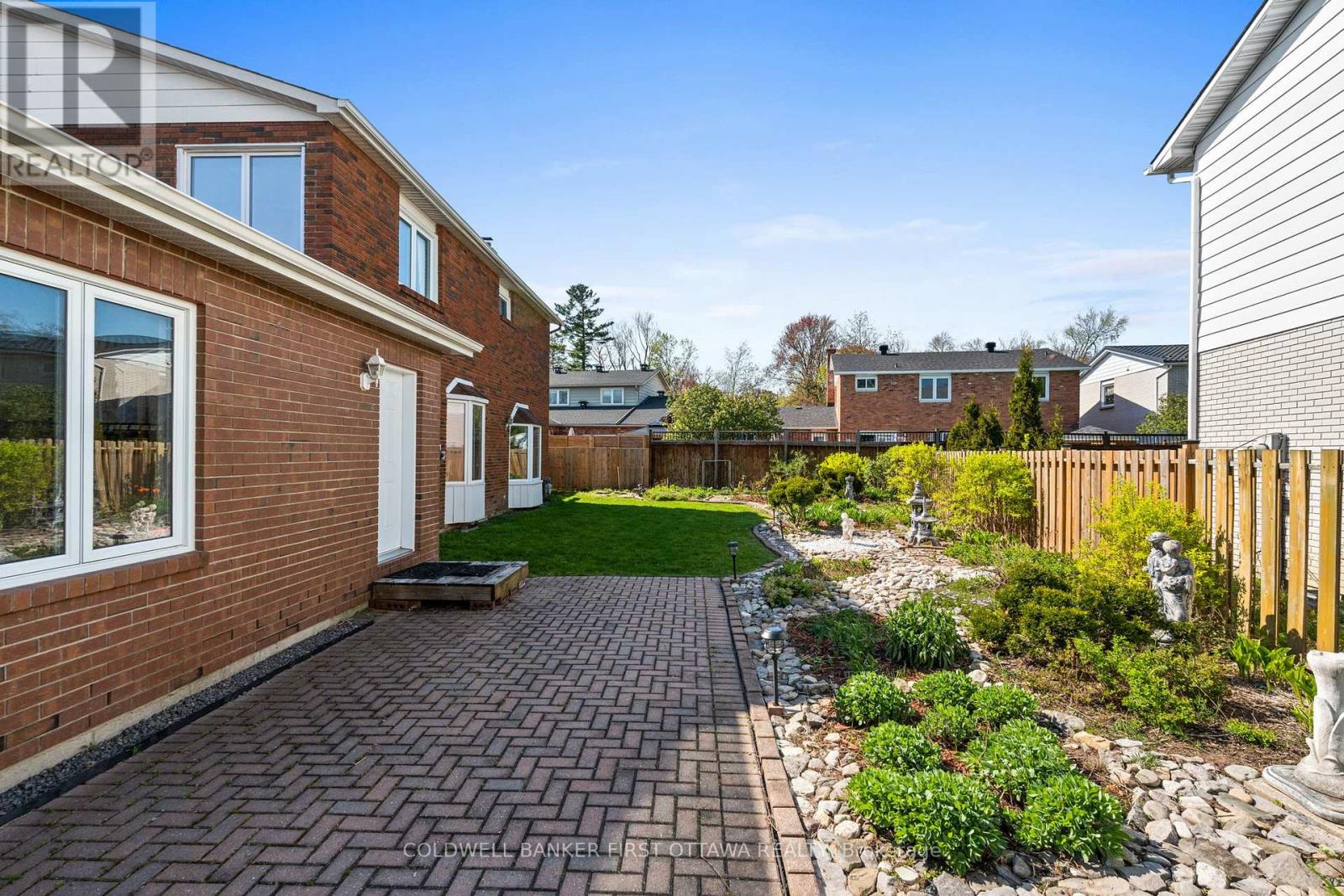 16 Denewood Crescent, Ottawa, Ontario  K2E 7G5 - Photo 45 - X12149724