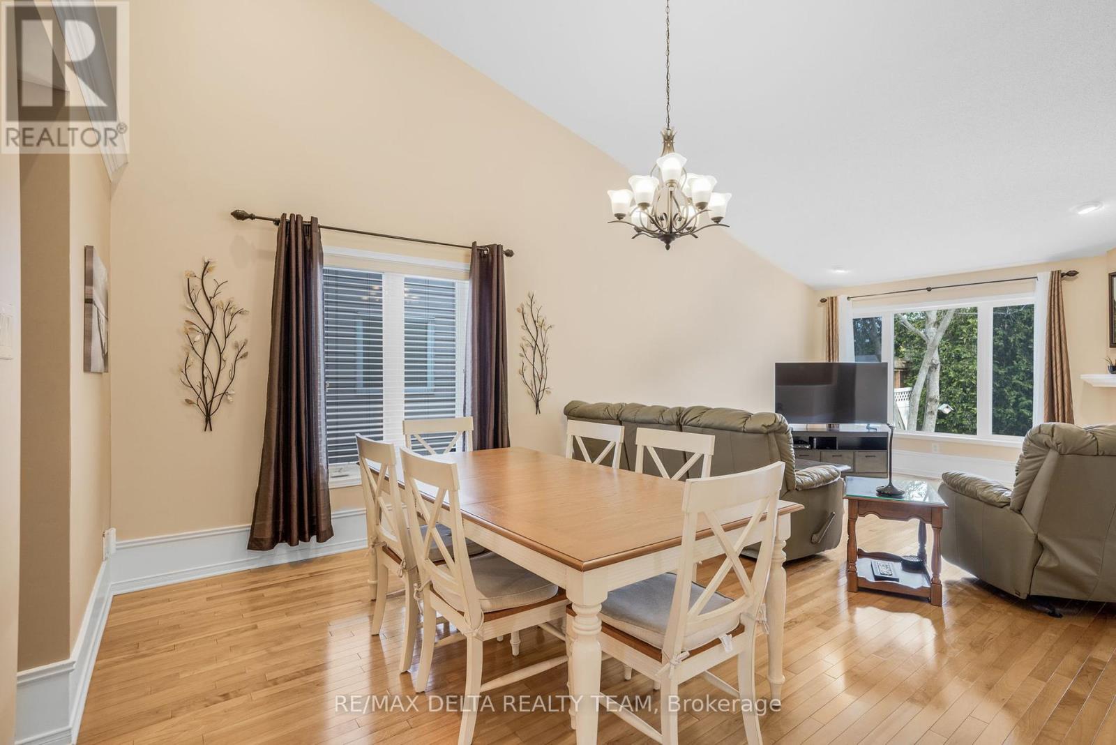 550 Du Plateau Street, Ottawa, Ontario  K4A 4G7 - Photo 10 - X12149753