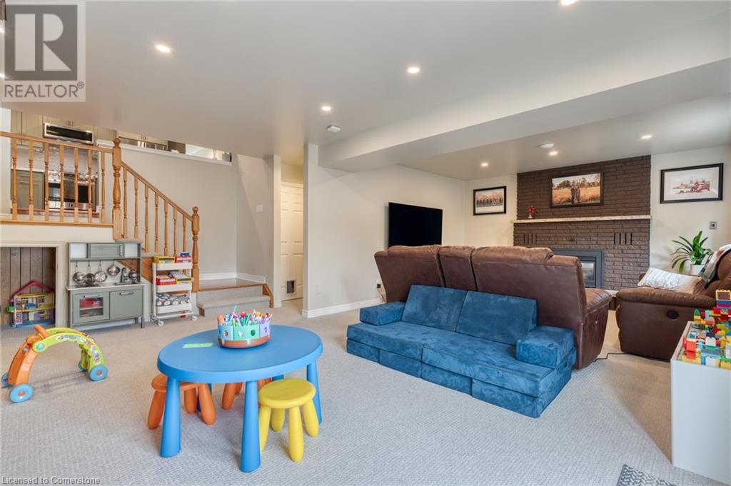 19 Essling Avenue, Hamilton, Ontario  L9B 2E7 - Photo 31 - 40728023