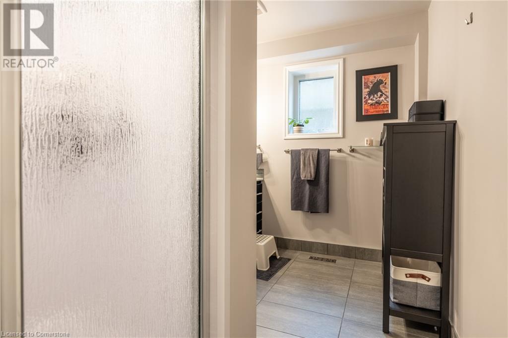 19 Essling Avenue, Hamilton, Ontario  L9B 2E7 - Photo 33 - 40728023