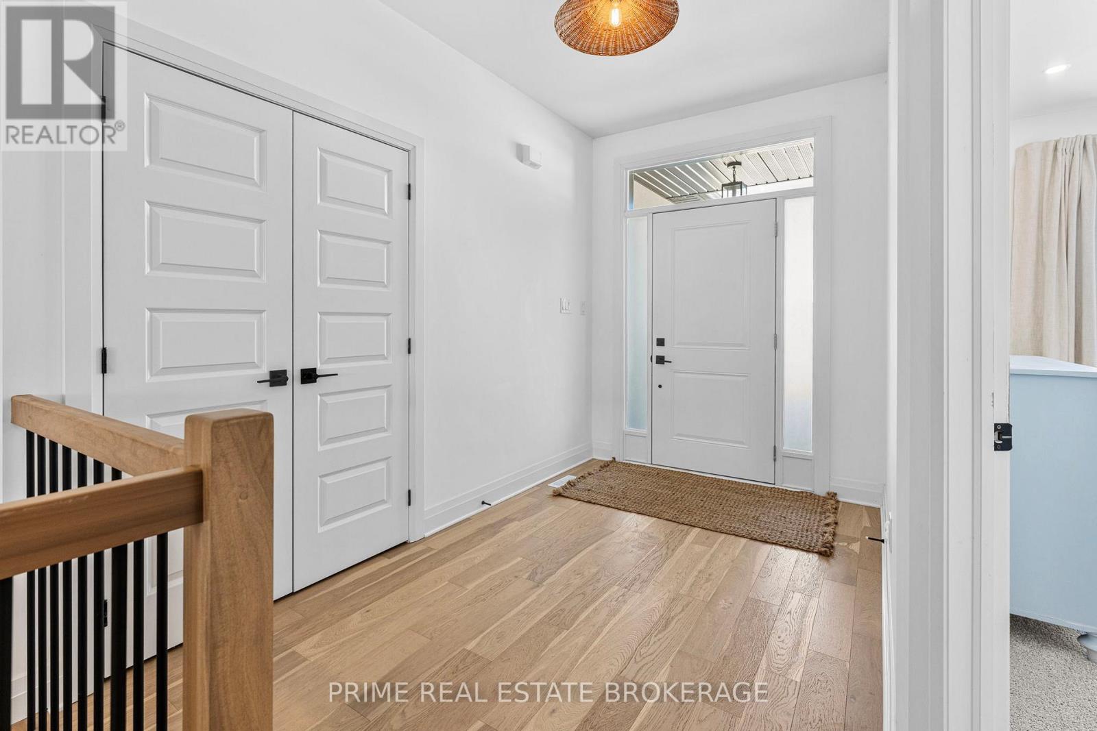 Property at 156 RIDGE STREET image 3