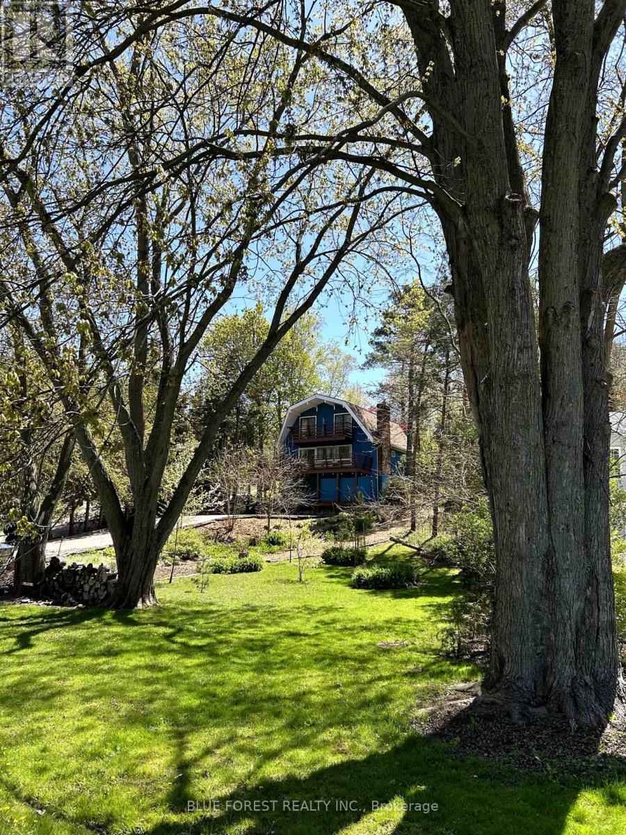 5437 LAKE VALLEY GROVE ROAD, Lambton Shores, Ontario