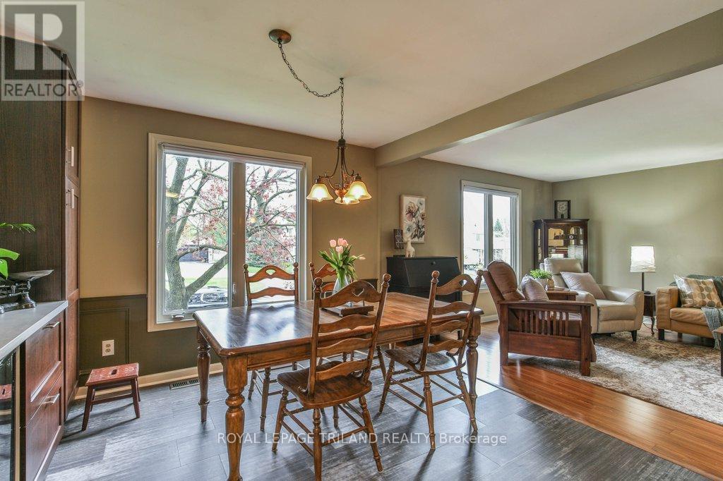 41 Fox Mill Court, London South, Ontario  N6J 2B7 - Photo 12 - X12132570
