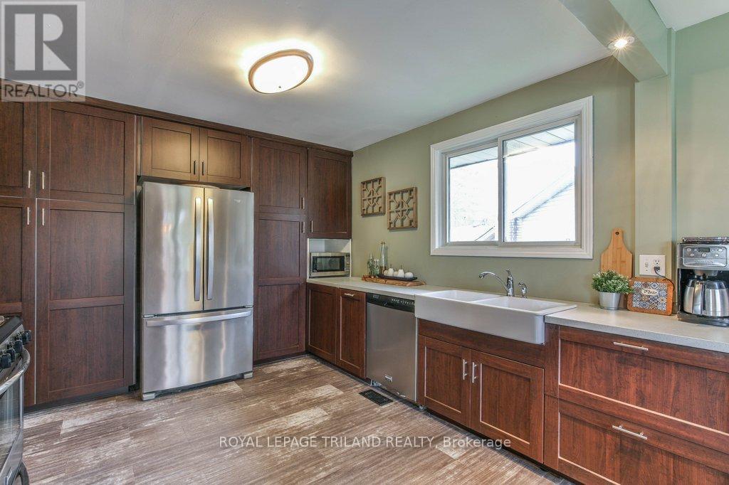 41 Fox Mill Court, London South, Ontario  N6J 2B7 - Photo 16 - X12132570