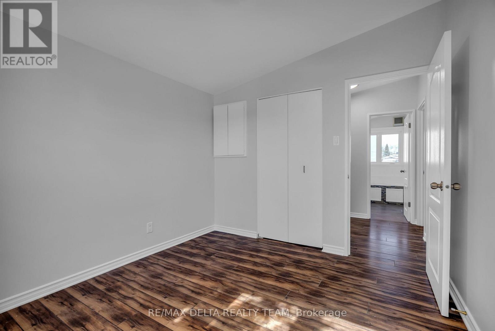 239 Tompkins Avenue, Ottawa, Ontario  K1E 1H1 - Photo 19 - X12030286