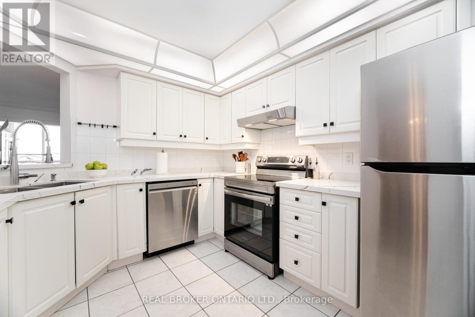 506 - 5418 Yonge Street, Toronto, Ontario  M2N 6X4 - Photo 8 - C12149681