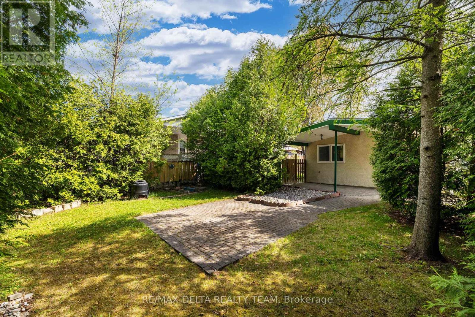 239 Tompkins Avenue, Ottawa, Ontario  K1E 1H1 - Photo 29 - X12030286
