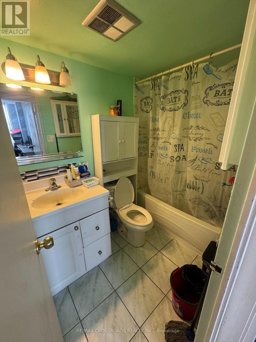 1208 - 5 Shady Golf Way, Toronto, Ontario  M3C 3A5 - Photo 11 - C12149738