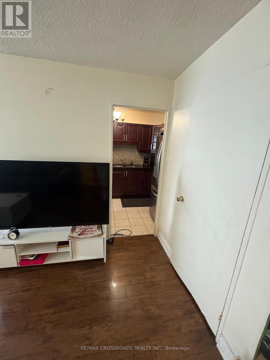 1208 - 5 Shady Golf Way, Toronto, Ontario  M3C 3A5 - Photo 6 - C12149738