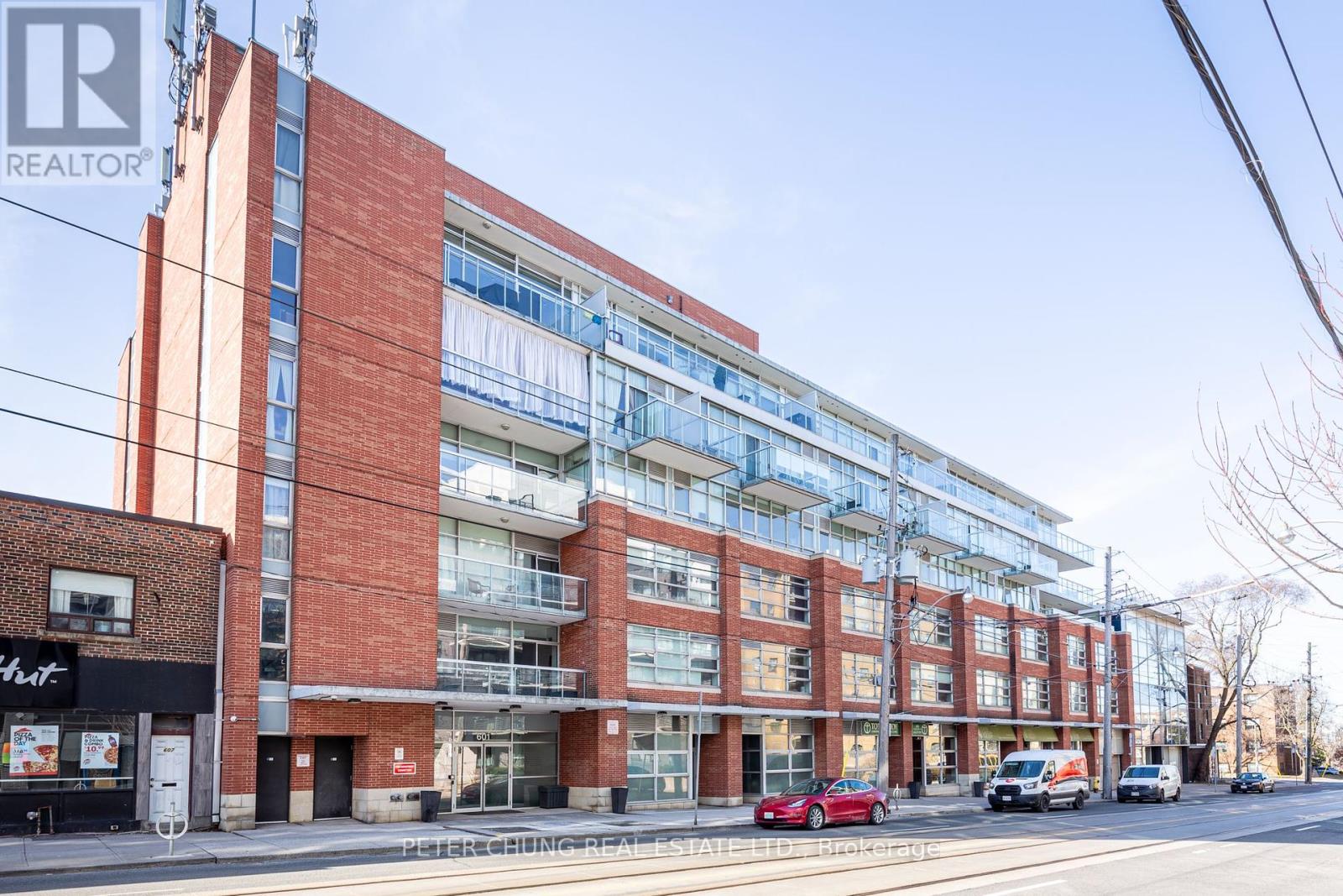 303 - 601 Kingston Road, Toronto, Ontario  M4E 3Y2 - Photo 1 - E12149682