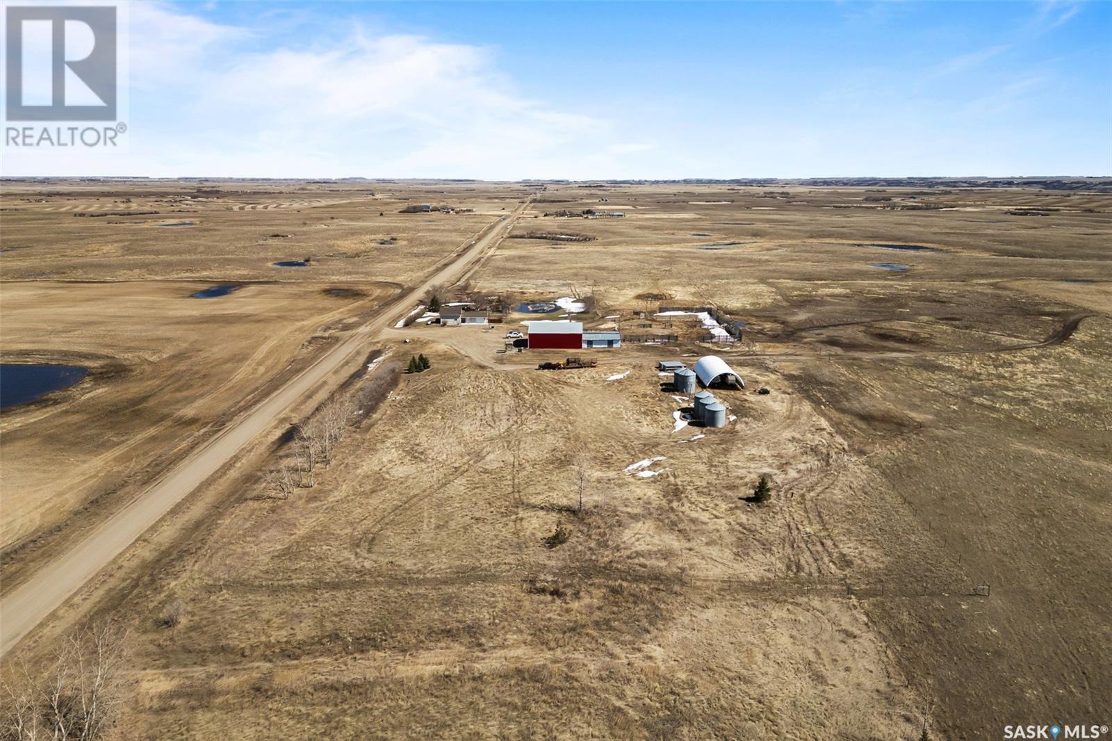 Bethune Area Acreage - Dufferin Rm 190, Dufferin Rm No. 190, Saskatchewan  S0G 0H0 - Photo 45 - SK003000