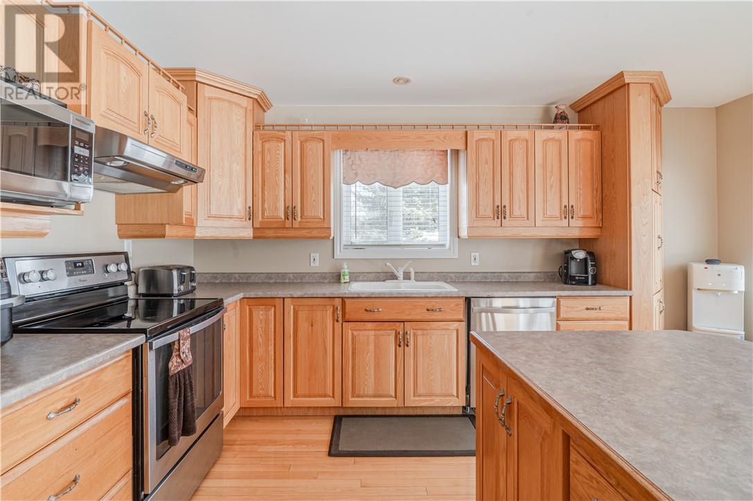2023 Main Street, Val Caron, Ontario  P3N 1B4 - Photo 13 - 2122083