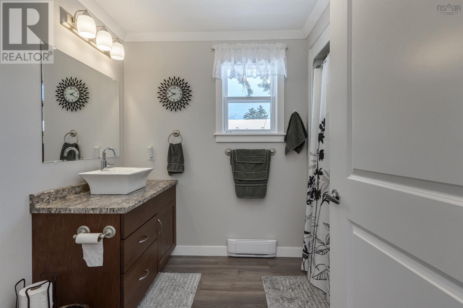 1123 Susan Drive, Beaver Bank, Nova Scotia  B4E 1P2 - Photo 6 - 202503739