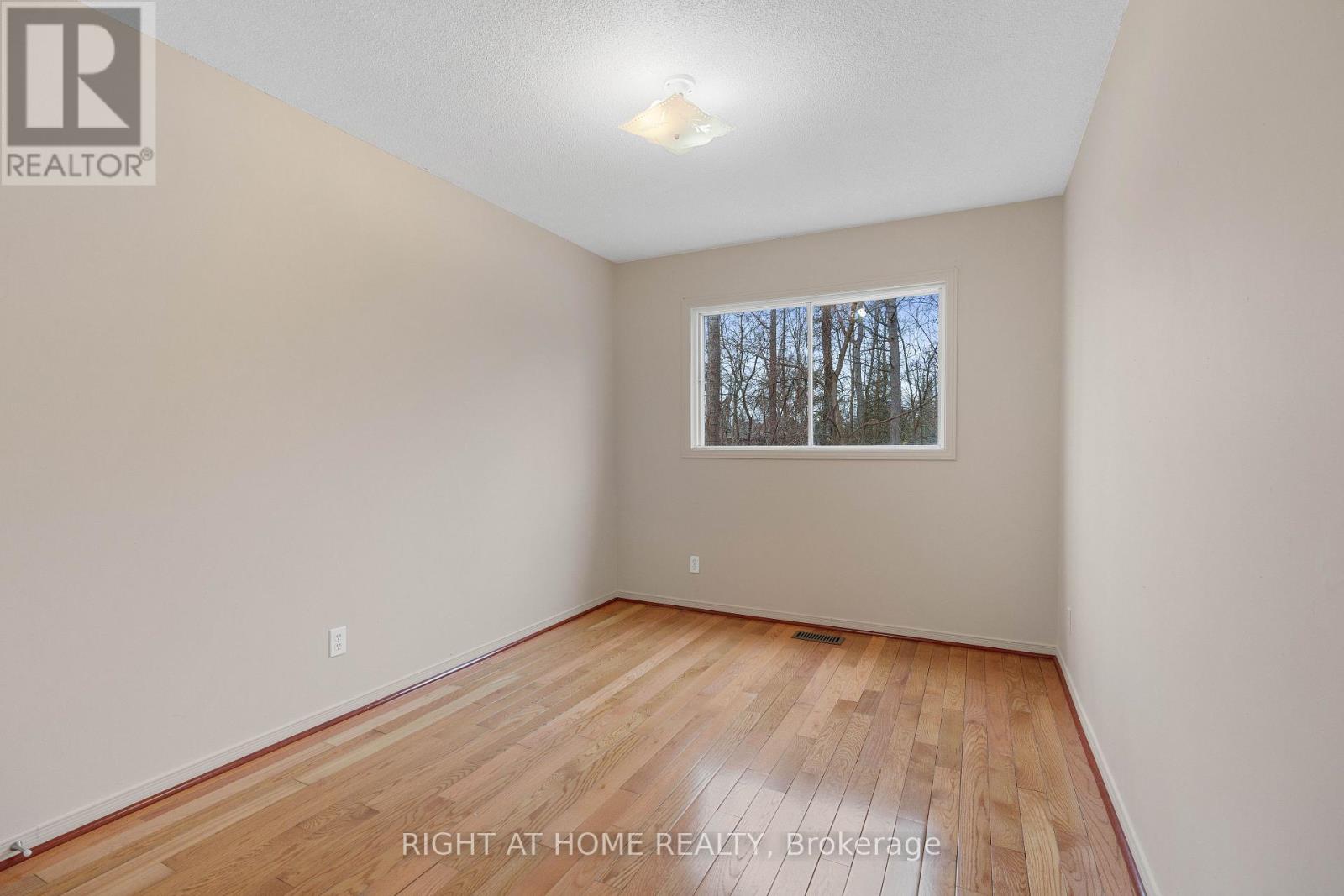 138 45th Street N, Wasaga Beach, Ontario  L9Z 1Z2 - Photo 12 - S12149688