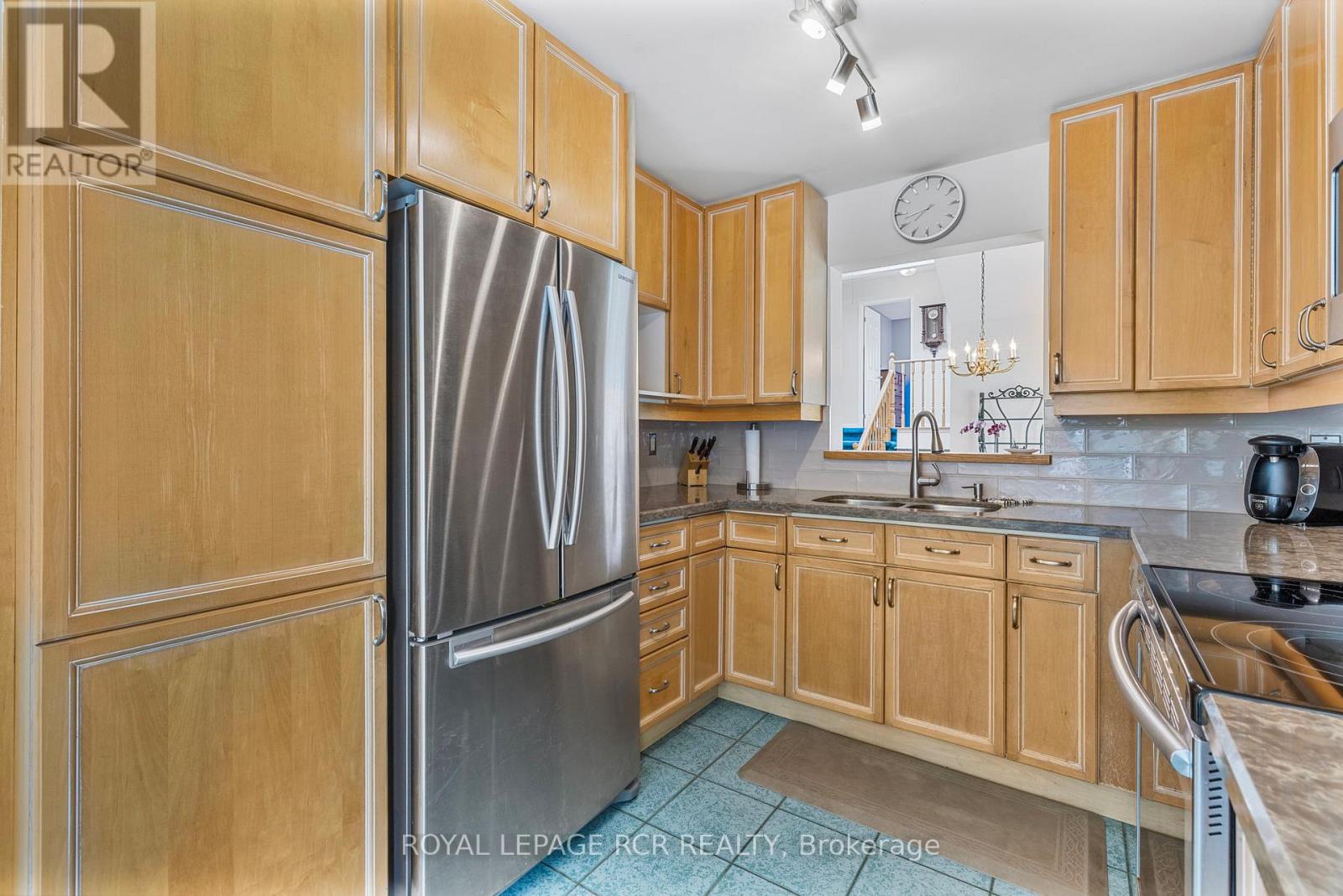 1 Biffis Court, New Tecumseth, Ontario  L9R 1X7 - Photo 9 - N12078666