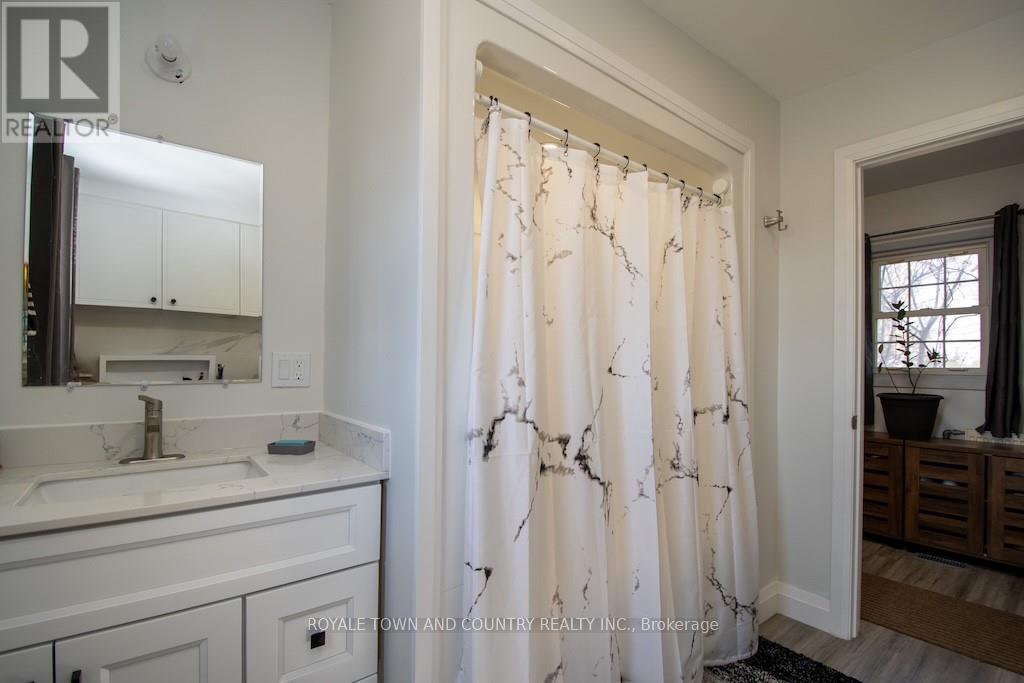 652 River Road, Kawartha Lakes, Ontario  K9V 4R4 - Photo 22 - X12148474