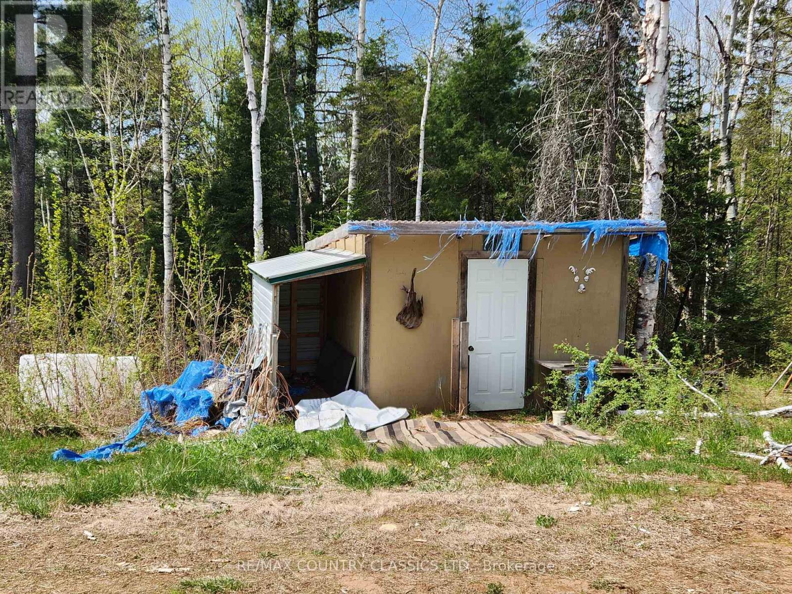 2910 Weslemkoon Lake Road, Tudor & Cashel, Ontario  K0L 1W0 - Photo 11 - X12148524