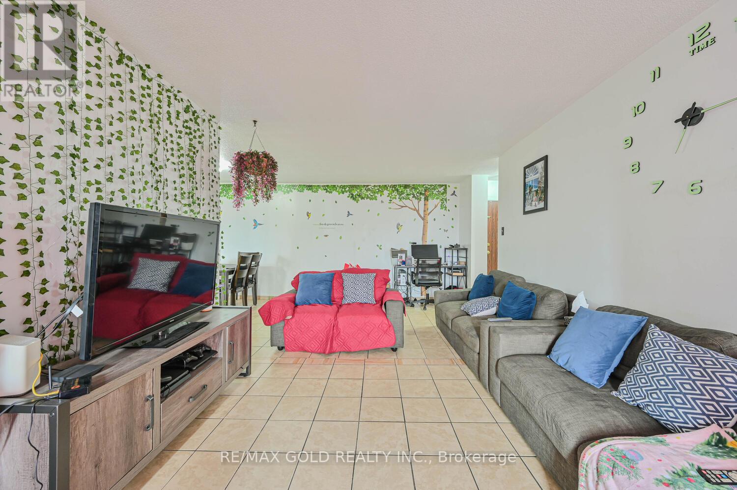 403 - 21 Knightsbridge Road, Brampton (Queen Street Corridor), Ontario  L6T 3Y1 - Photo 10 - W12149258