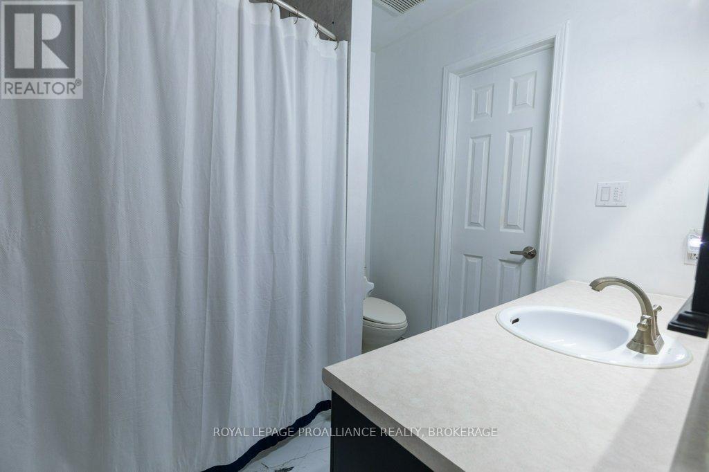 373 Malabar Drive, Kingston, Ontario  K7M 8X1 - Photo 26 - X12149878