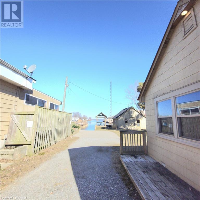 48-50 Erie Boulevard, Long Point, Ontario  N0E 1M0 - Photo 26 - 40697070