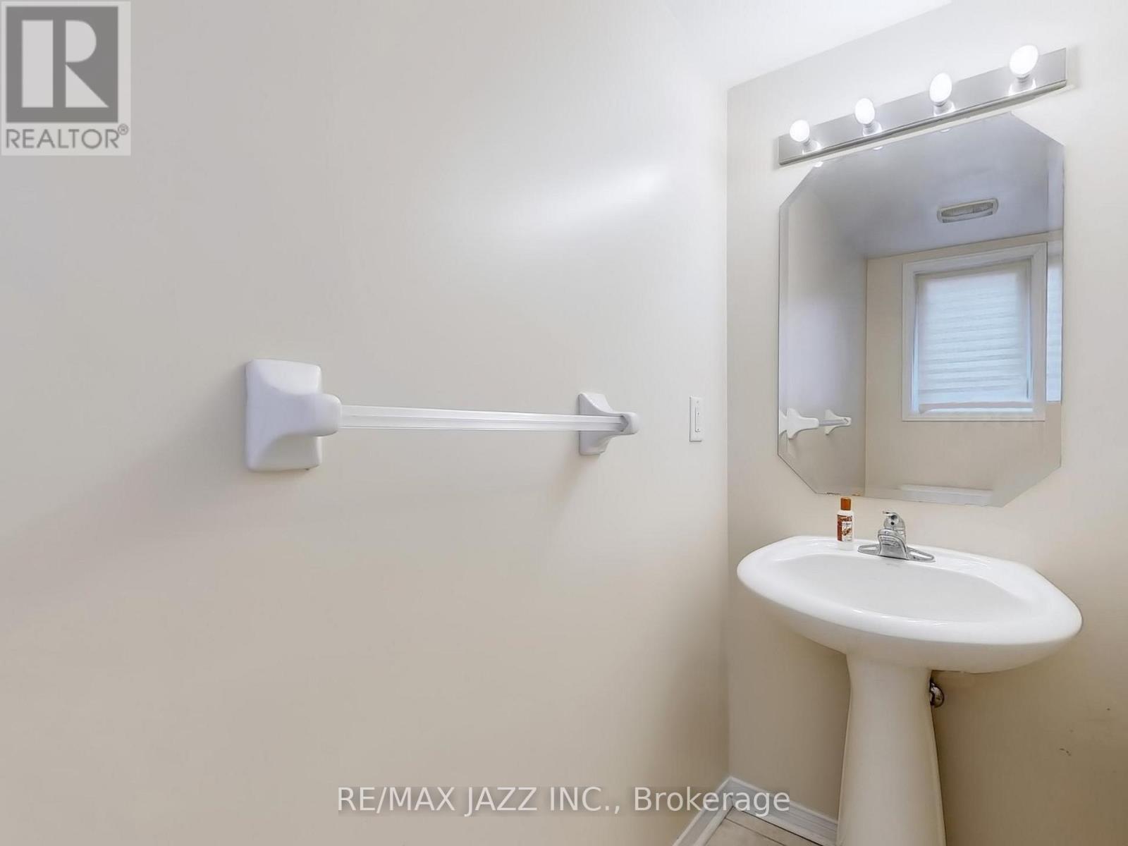 47 Elphick Lane, Toronto, Ontario M9N 4A2 - Photo 36 - W12149757