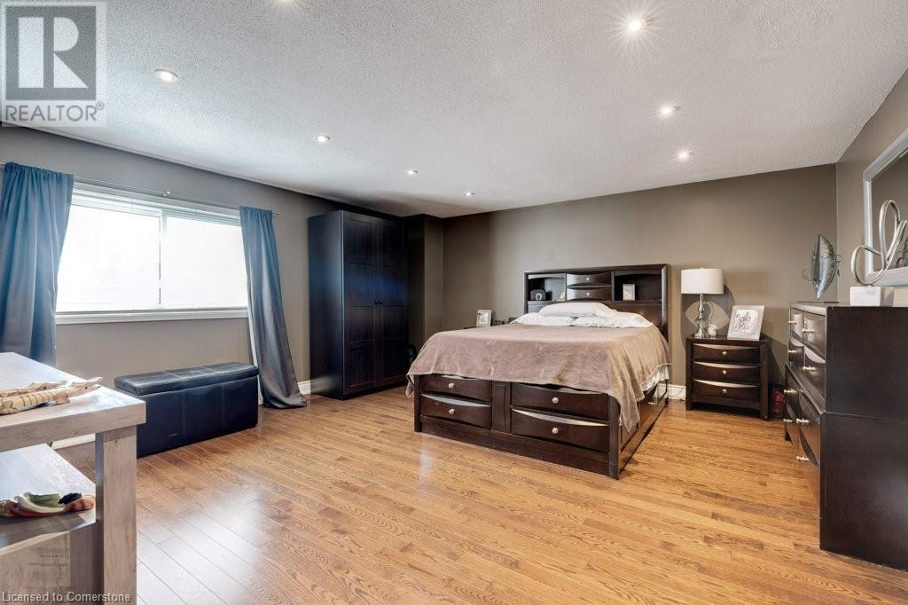 3226 Valcourt Crescent, Mississauga, Ontario  L5L 5J2 - Photo 10 - 40726460