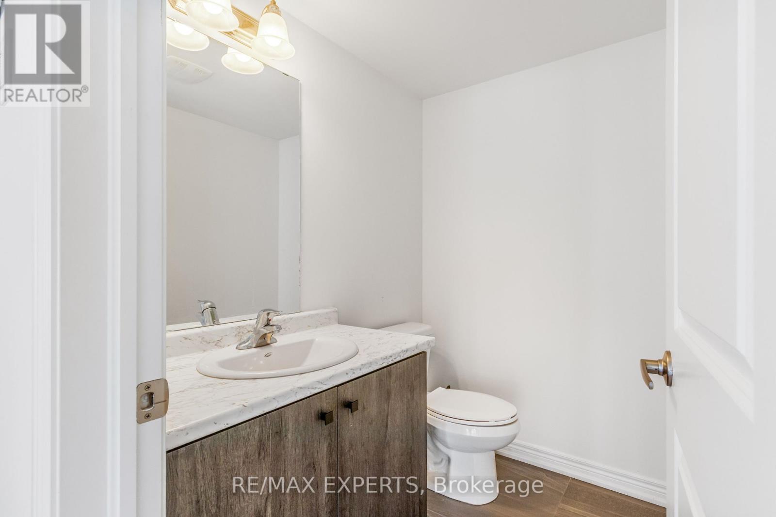 75 Dryden Lane, Hamilton, Ontario  L8H 1C1 - Photo 10 - X12106280