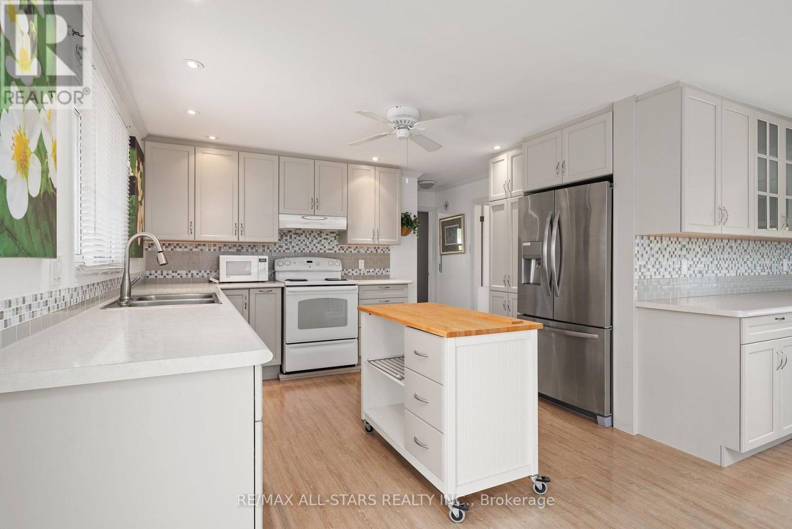 88 Verulam Drive, Kawartha Lakes, Ontario  K0M 1N0 - Photo 19 - X12149817