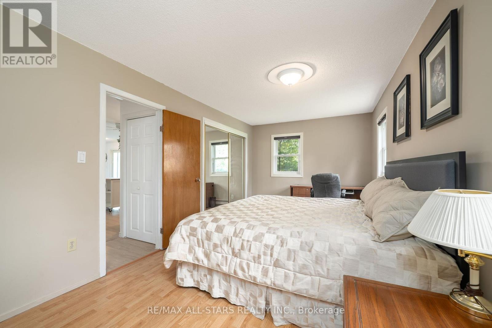 88 Verulam Drive, Kawartha Lakes, Ontario  K0M 1N0 - Photo 22 - X12149817