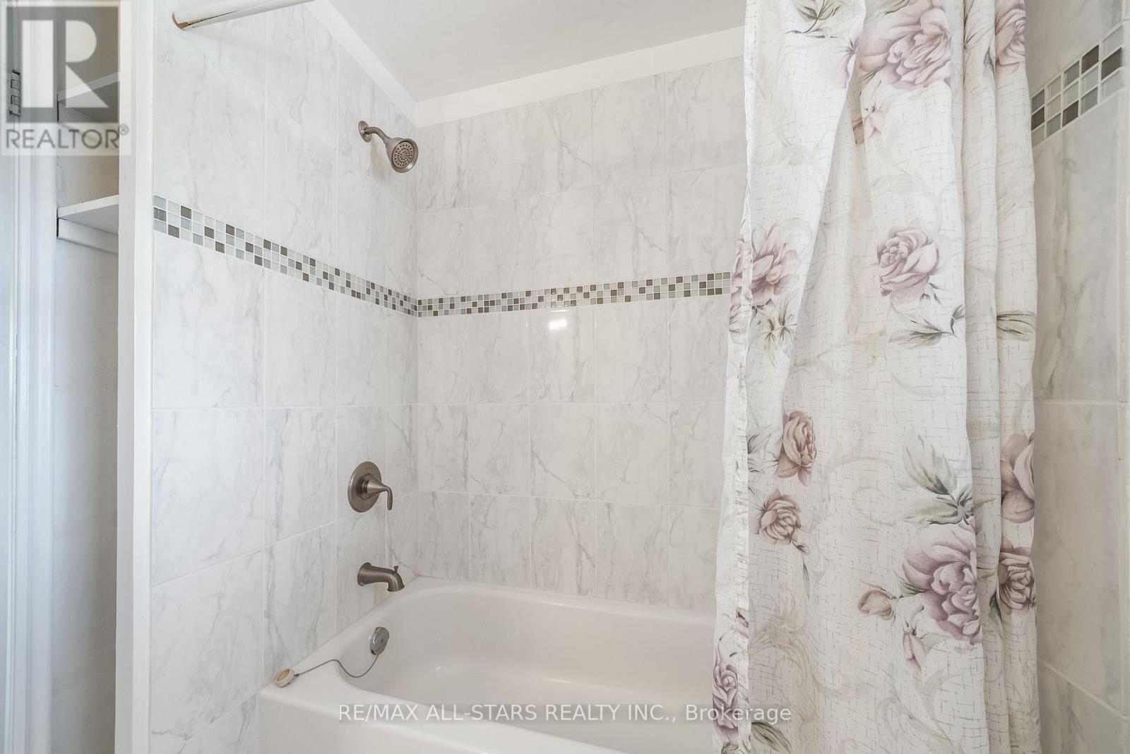 88 Verulam Drive, Kawartha Lakes, Ontario  K0M 1N0 - Photo 23 - X12149817