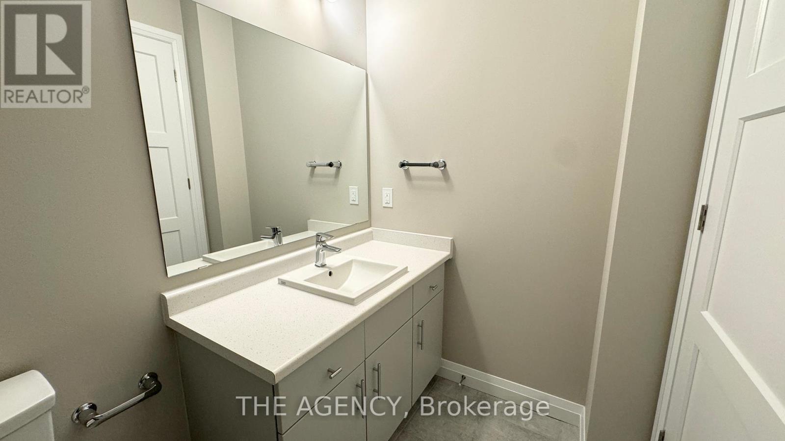203 - 93 Arthur Street, Guelph, Ontario  N1E 0S6 - Photo 14 - X12136469