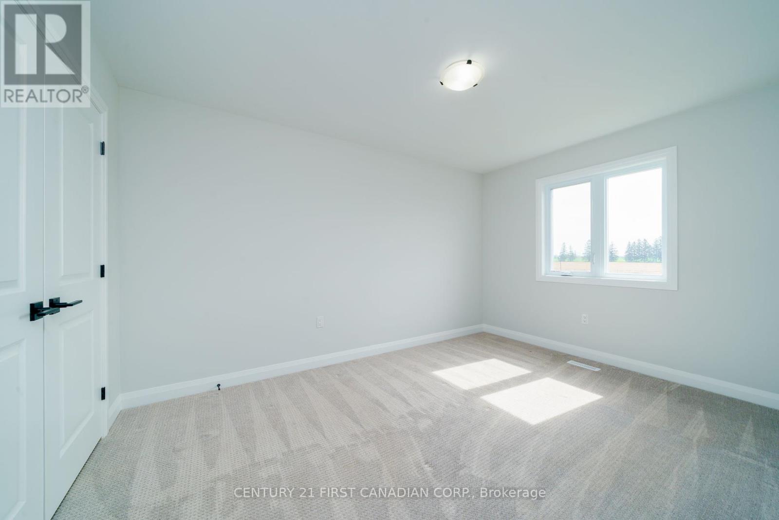 6 Sheldabren Street, North Middlesex, Ontario  N0M 1A0 - Photo 20 - X12149780