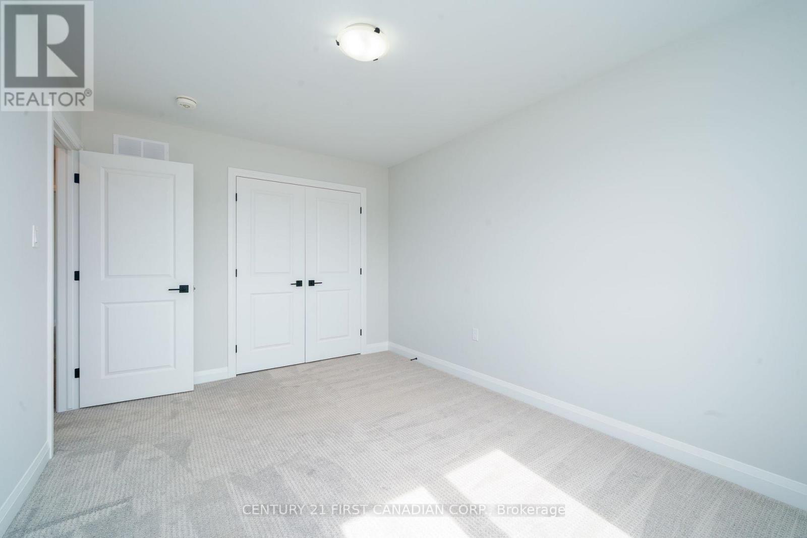6 Sheldabren Street, North Middlesex, Ontario  N0M 1A0 - Photo 21 - X12149780
