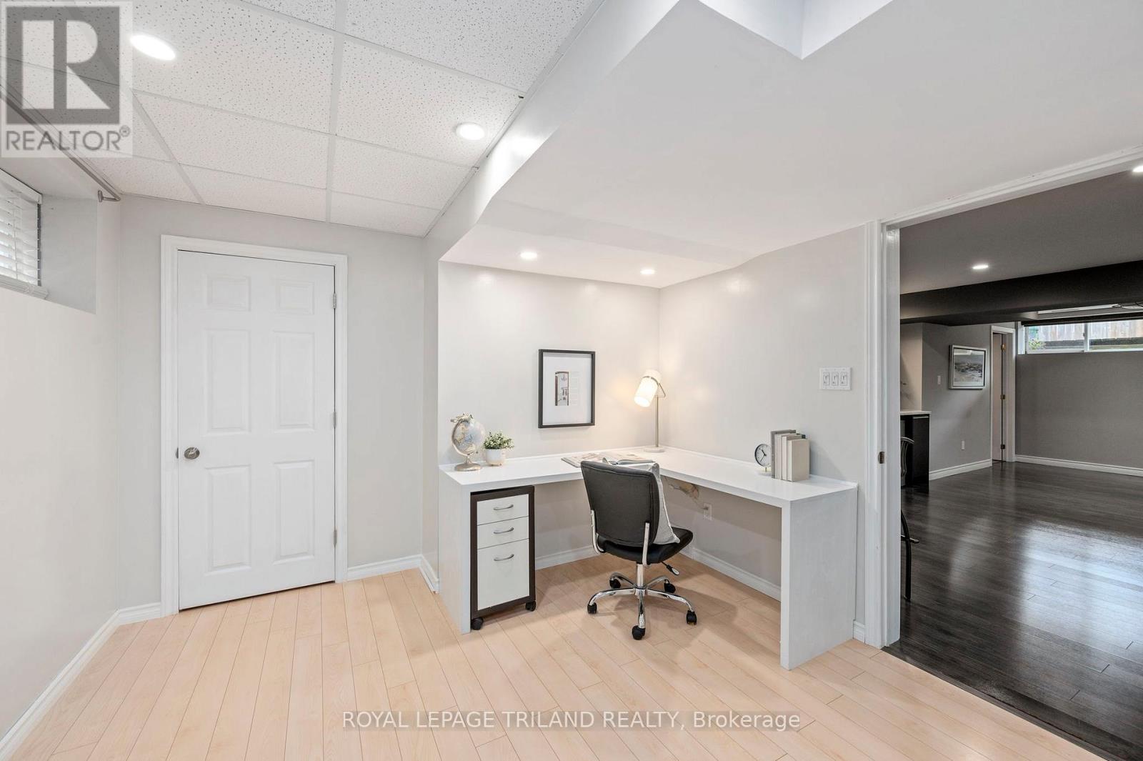 800 Longworth Road, London South (South L), Ontario  N6K 0B5 - Photo 22 - X12149855