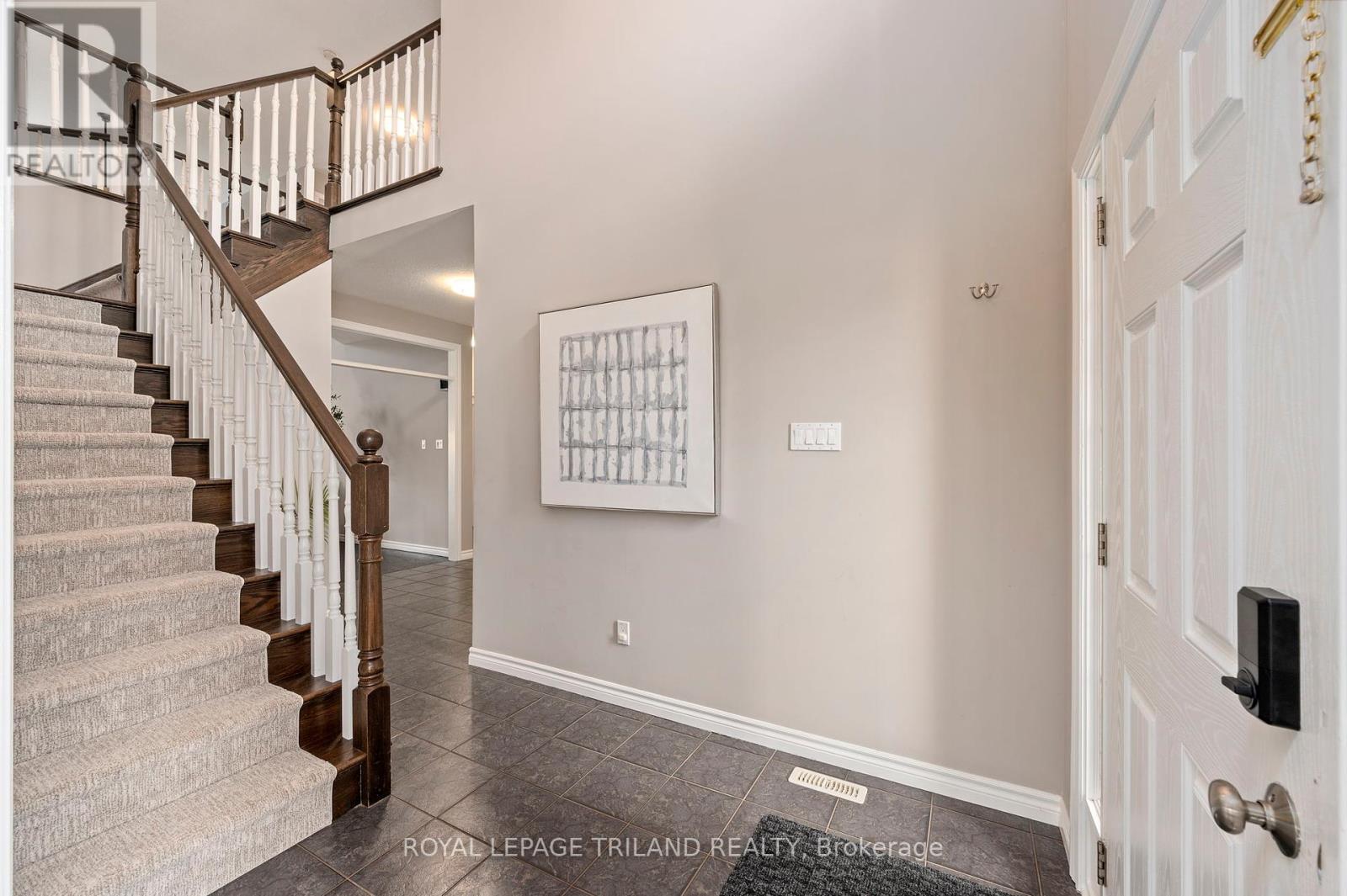 Property at 800 LONGWORTH ROAD image 5