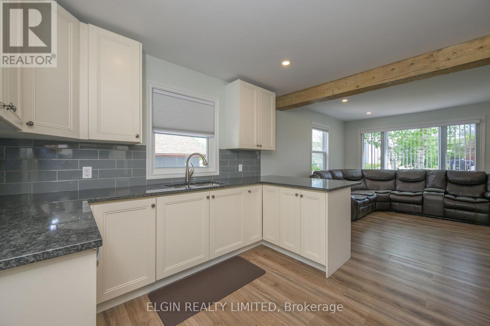 102 Edward Street, St. Thomas, Ontario  N5P 1Y9 - Photo 21 - X12149860