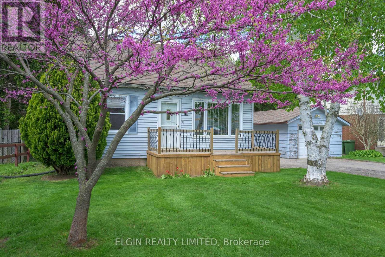 102 Edward Street, St. Thomas, Ontario  N5P 1Y9 - Photo 4 - X12149860
