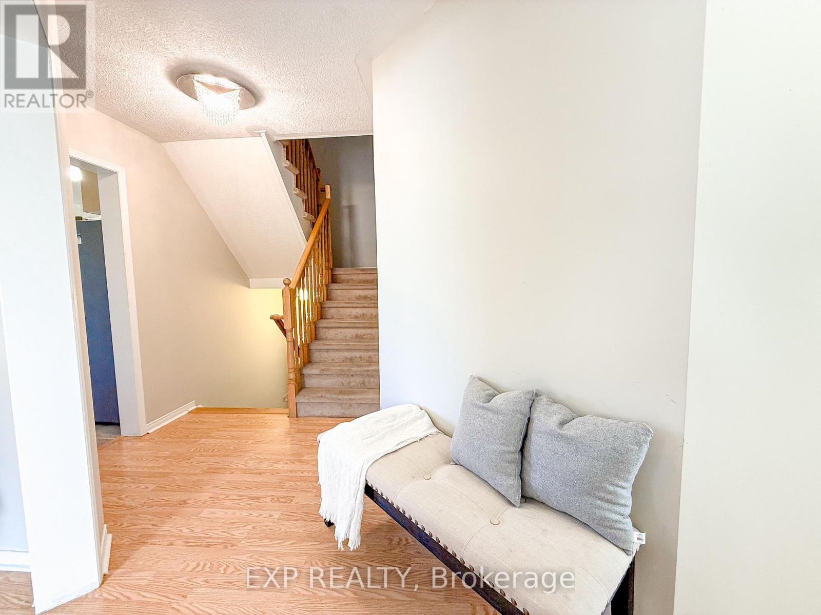 56 Hansford Drive, Brantford, Ontario  N3S 0B3 - Photo 17 - X12149670