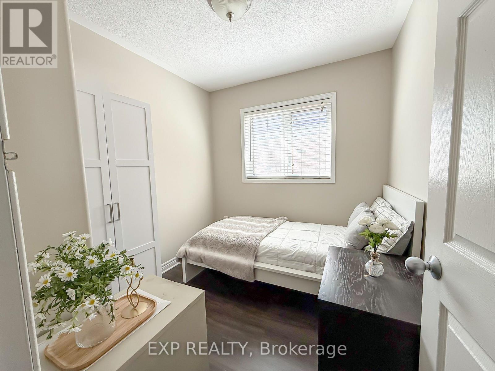 56 Hansford Drive, Brantford, Ontario  N3S 0B3 - Photo 24 - X12149670