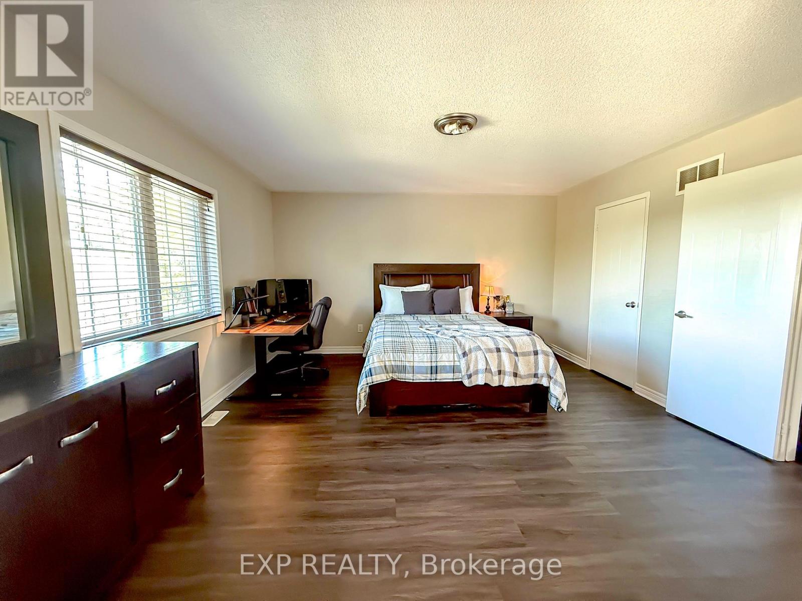 56 Hansford Drive, Brantford, Ontario  N3S 0B3 - Photo 28 - X12149670
