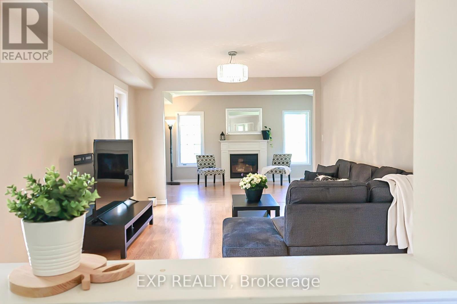 56 Hansford Drive, Brantford, Ontario  N3S 0B3 - Photo 7 - X12149670