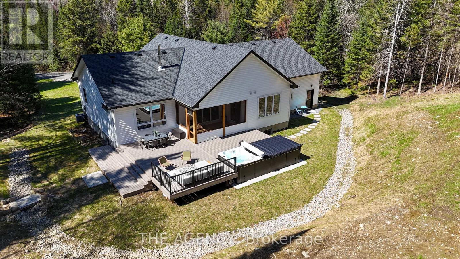 165 Bowyer Road, Huntsville, Ontario  P1H 2J4 - Photo 42 - X12149692