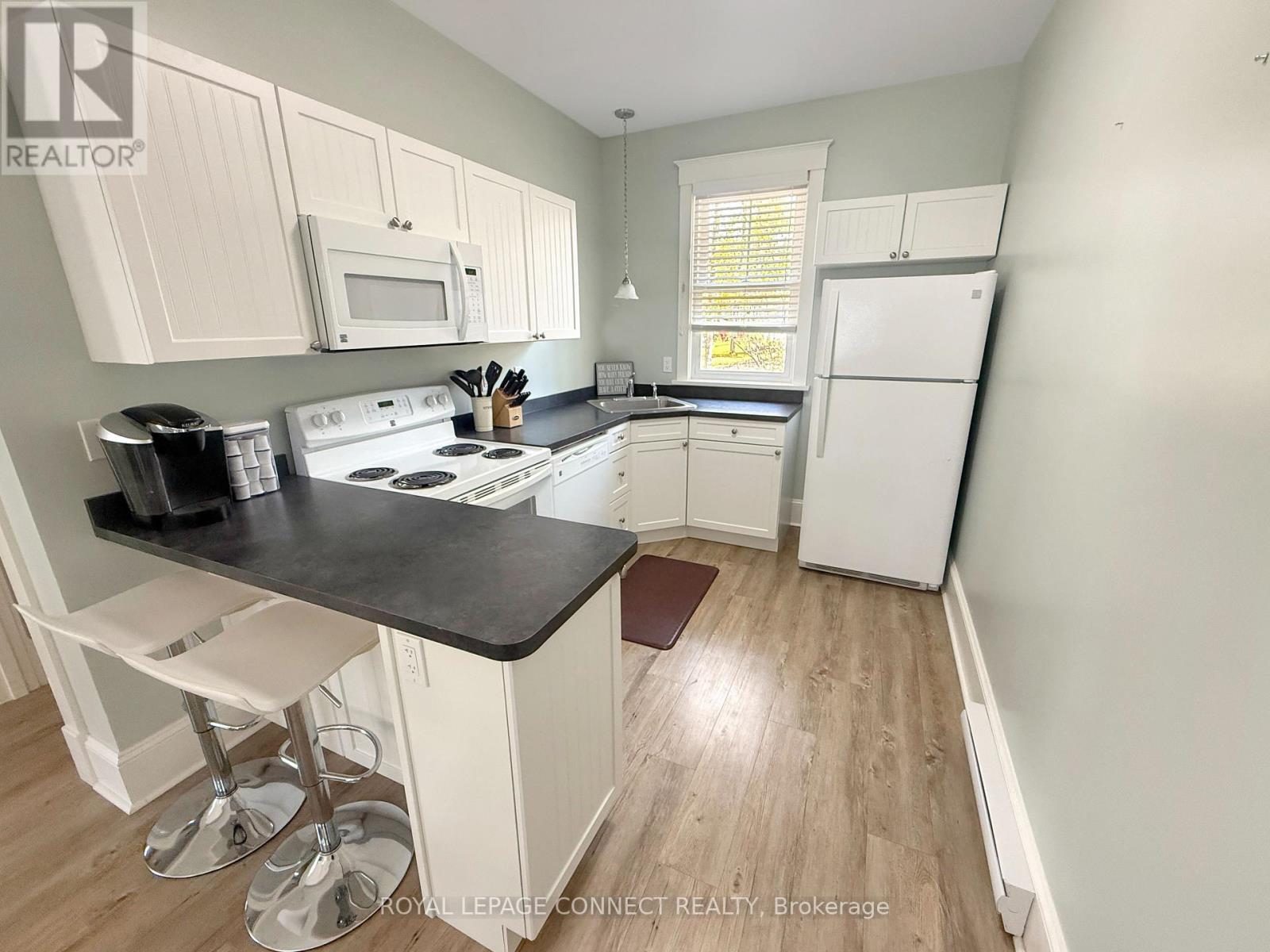 174 - 19 Farm View Lane, Prince Edward County, Ontario  K0K 1P0 - Photo 8 - X12149736