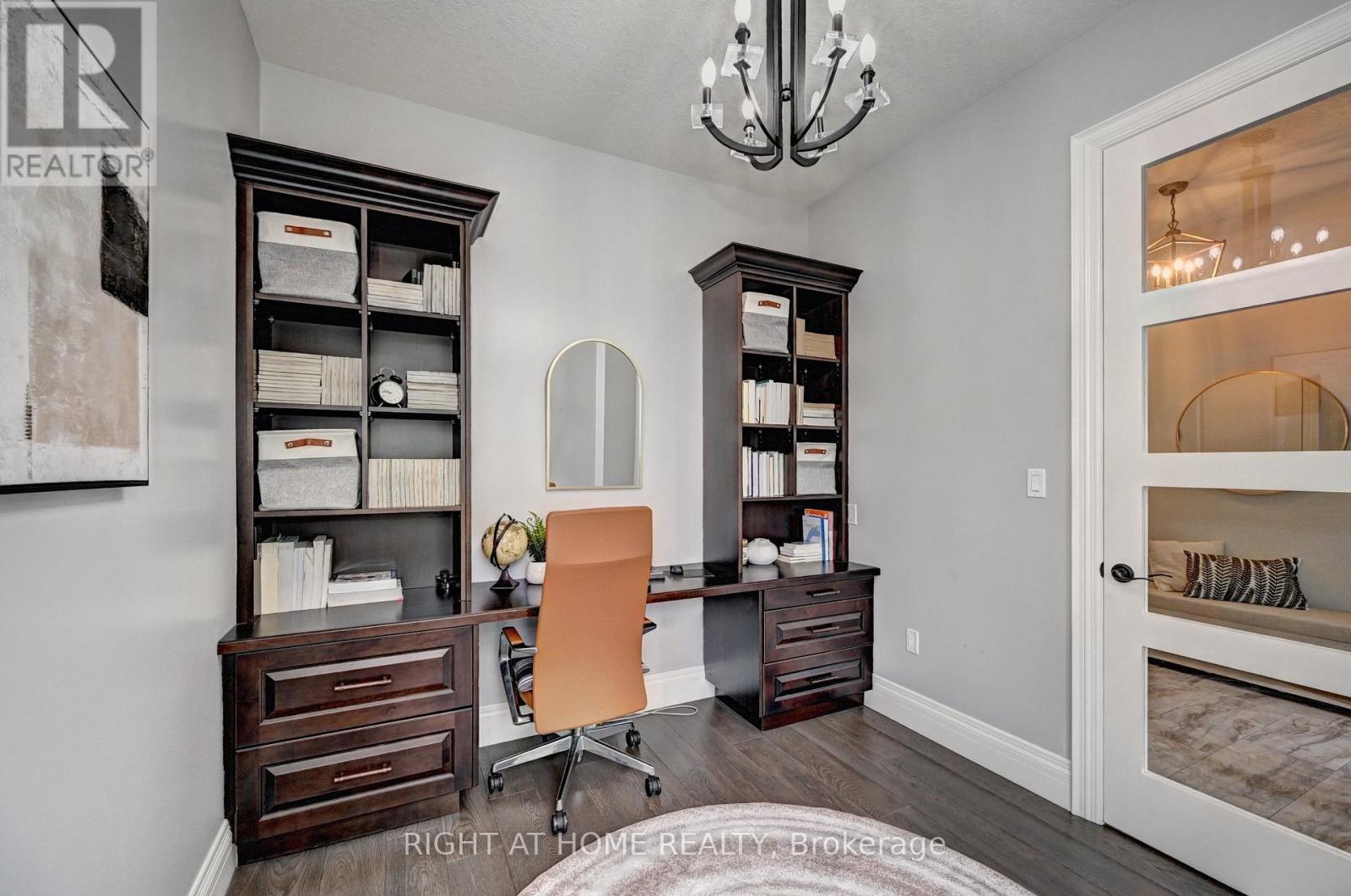 320 Deerfoot Trail, Waterloo, Ontario  N2K 0B4 - Photo 16 - X12149752