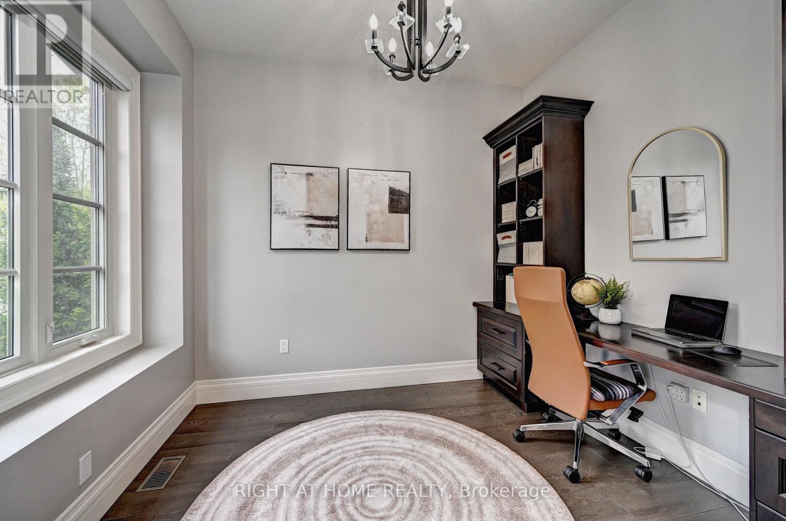 320 Deerfoot Trail, Waterloo, Ontario  N2K 0B4 - Photo 17 - X12149752